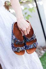 Loomi Buckle Sandal