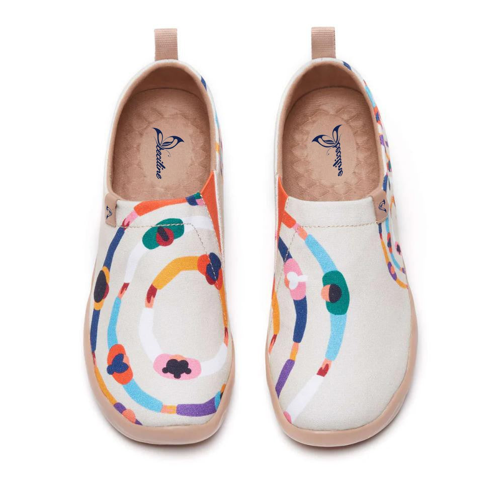 Love Circle Slip-On